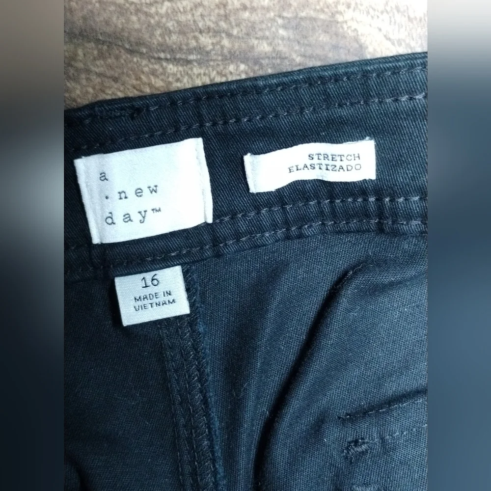 a new day Women's Black Pants Stretch Chinos Size (16)
